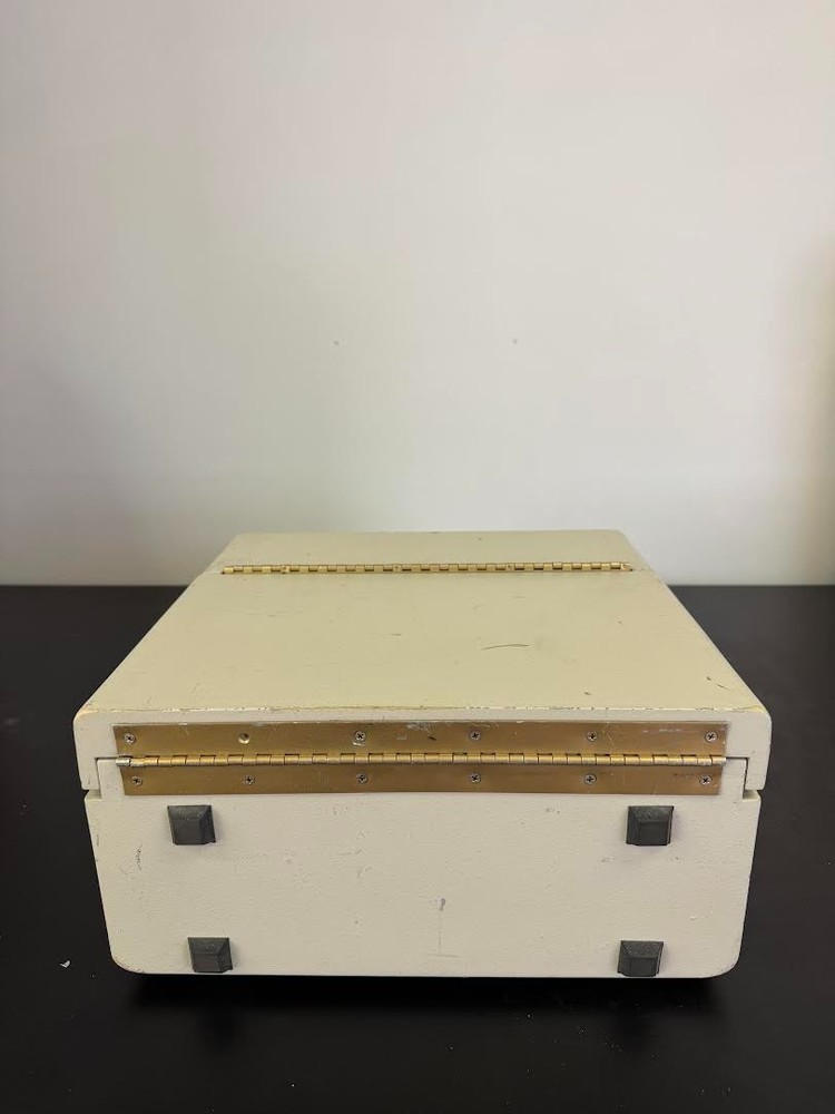 Maico MA 40 Audiometer with Headset