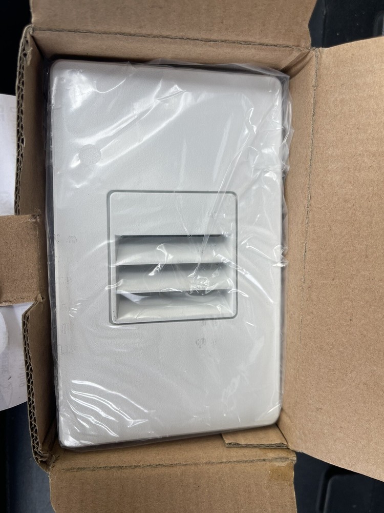 Dainolite Ltd DLEDW-234-WH Transitional LED Wall Mount, White