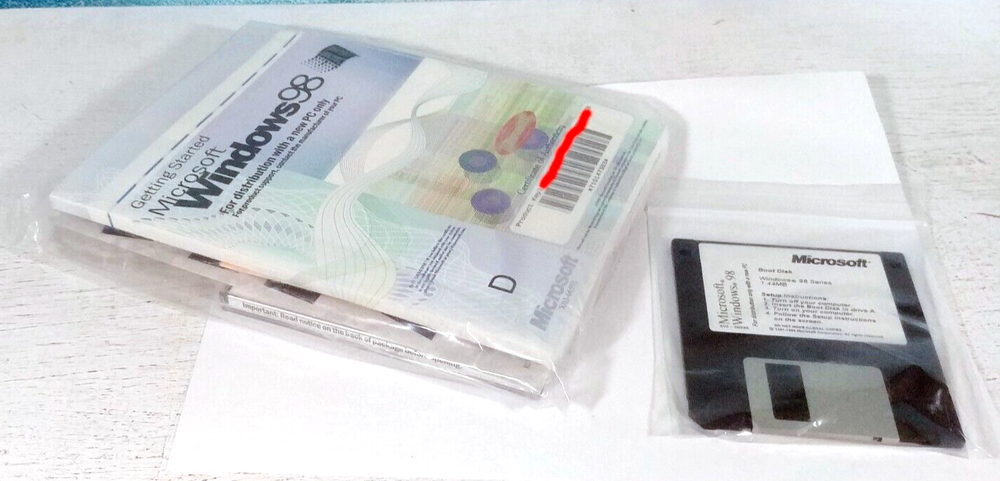 Microsoft Windows 98 Full English Version CD-ROM w/ Floppy Boot Disk X03-66598