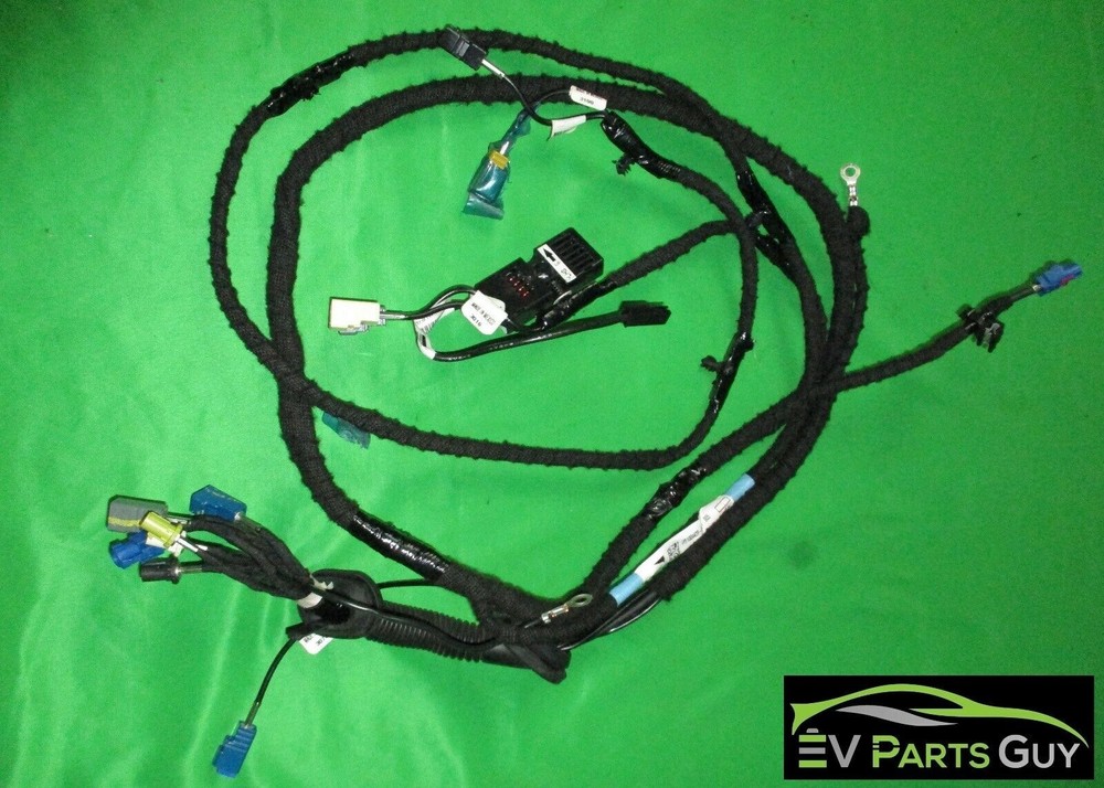 Tesla Model S 2012-2016 LIFTGATE HARNESS - LEFT, DRIVERS SIDE - 1004429-00-E