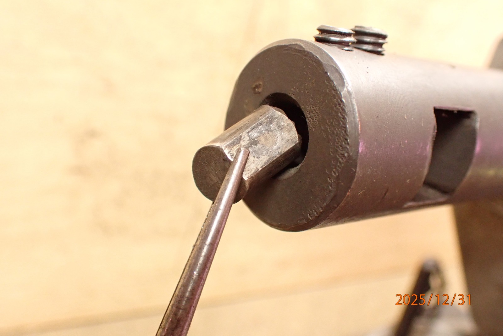 SOME SORT OF GRINDING SPIN INDEX FIXTURE POSSIBLE METAL LATHE BIT SHARPENER