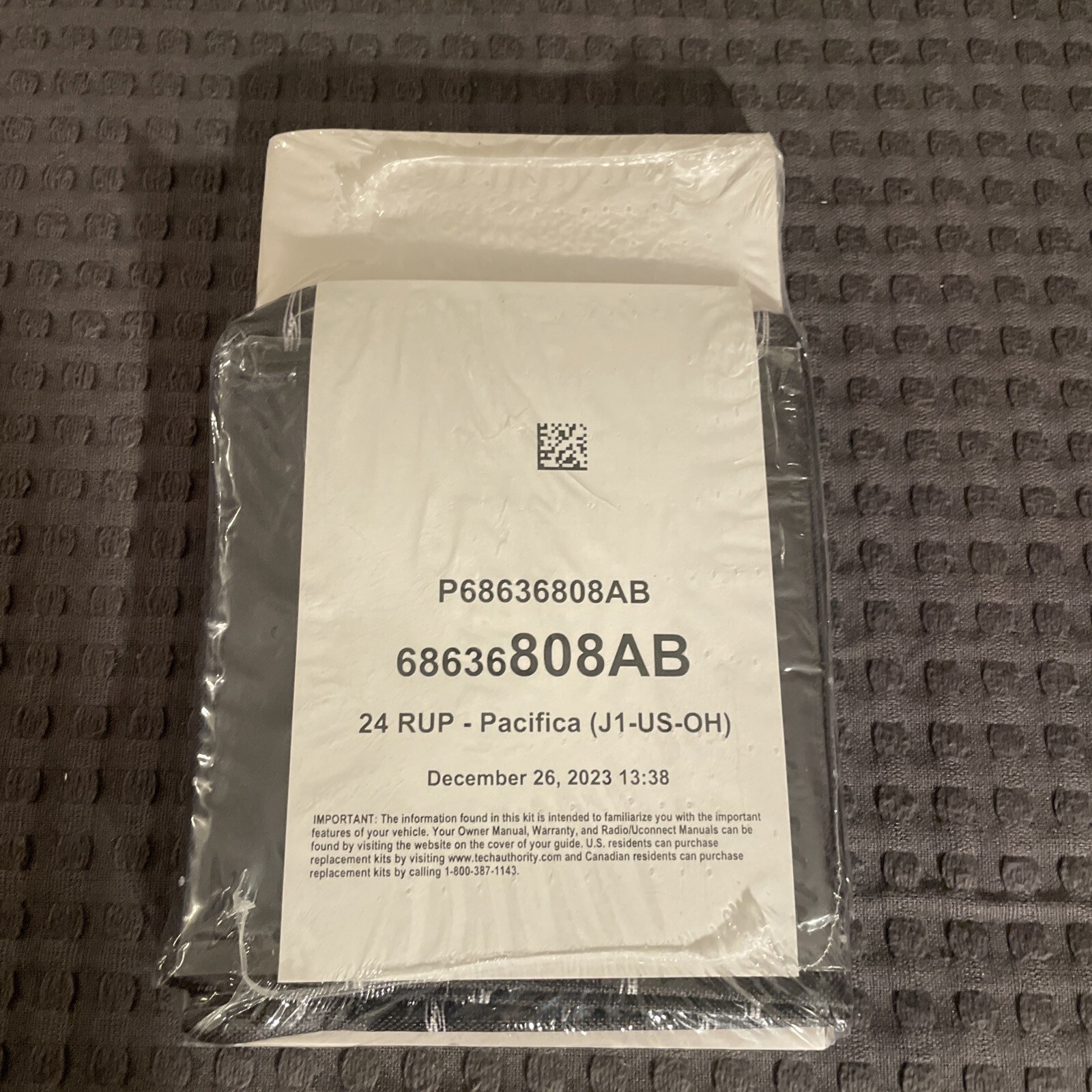 2024 Chrysler Pacifica Owners Manual Brand New Excellent Condition Sealed