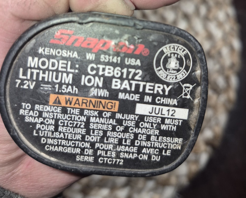 Snap-on Tools 1/4" Hex 7.2v Impact Driver with battery