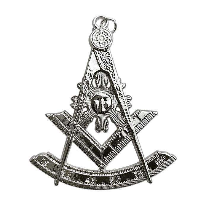 Masonic  Past  Master Silver finish Jewel