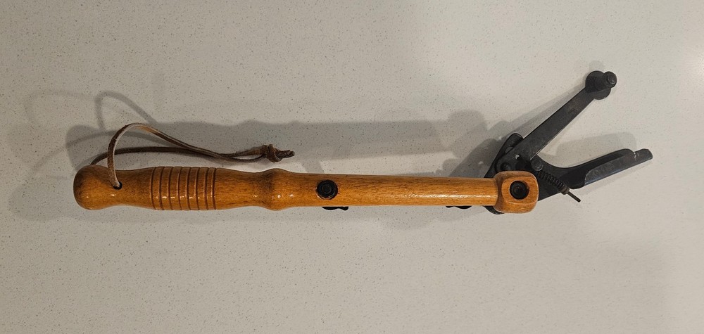 Vintage Hand-Held Trap / Clay Pigeon Thrower