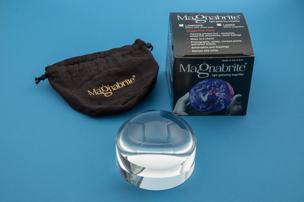 Magnabrite Light Gathering 2.5"  Dome Magnifier