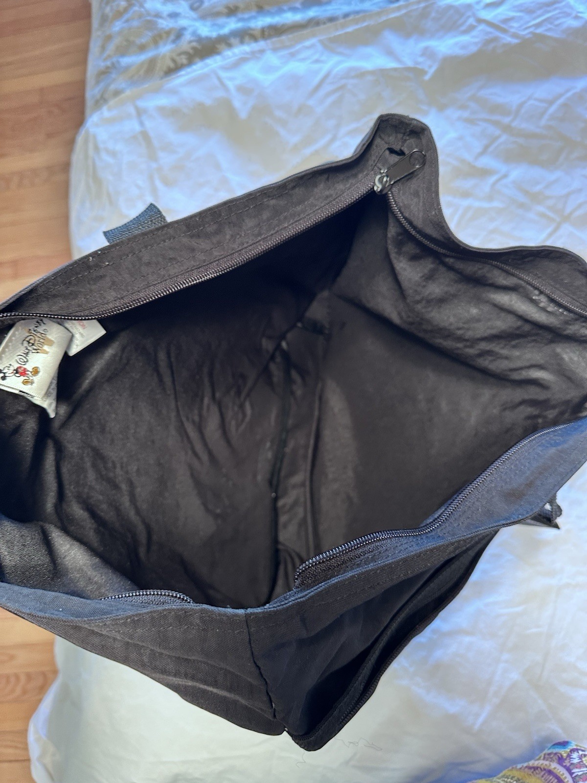 Walt Disney World Large 14" by 13.5" Tote Purse Shoulder Bag Black 90's