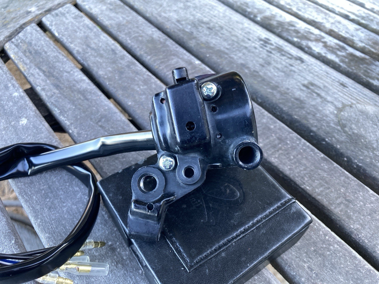 Vintage Honda 1975-1976 CB200T RH Starter and Engine Stop Kill Switch controls