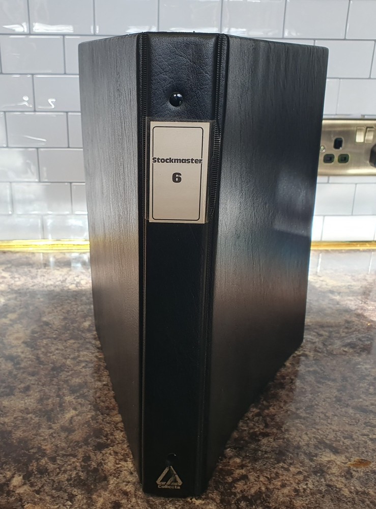 Collecta Stockmaster Album With No Leaves 22 Ringed Black #3281