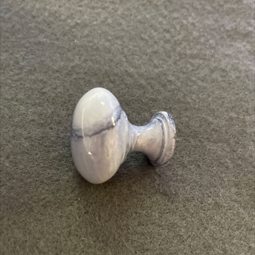 1-3/16" Marbleized Round Knob Gray