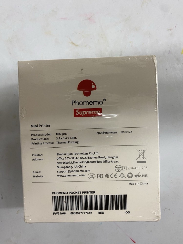 Supreme/Phomemo Pocket Printer Red New in Sealed Packaging
