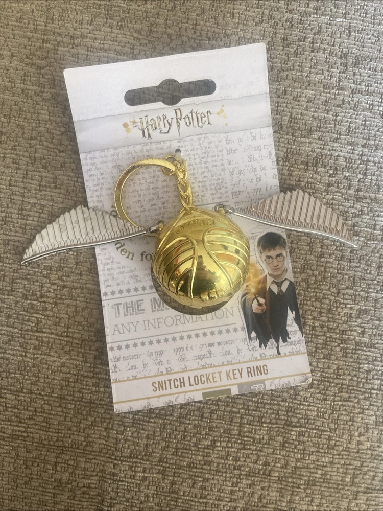 Harry Potter Bundle Hedwig Cage Locket Key Ring Plant Figure