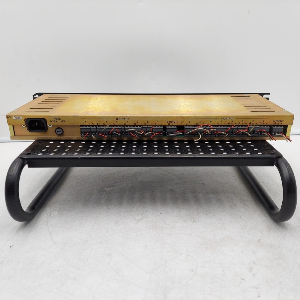 Radix DA-1600 Distribution Amplifier