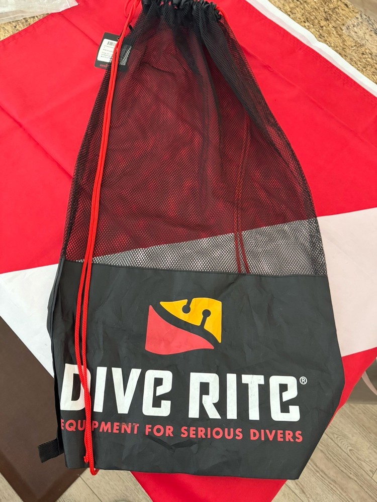 DIVE RITE FIN BAGS WITH BACKPACK STILE STRAPS WAY COOL !