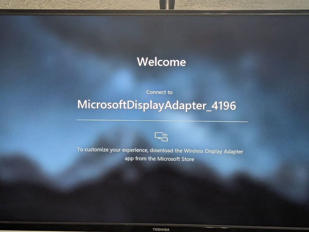 Microsoft 4K Wireless Display Adapter Model 1942 Tested & Working