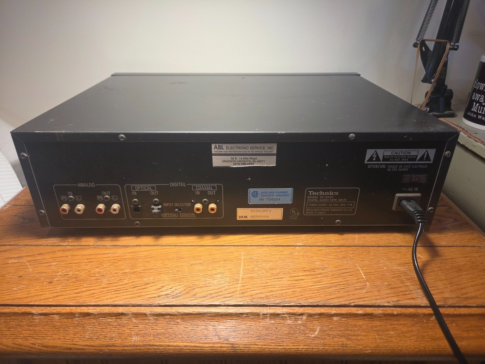Technics SV-DA10 DAT Player Recorder Digital Audio Tape Deck
