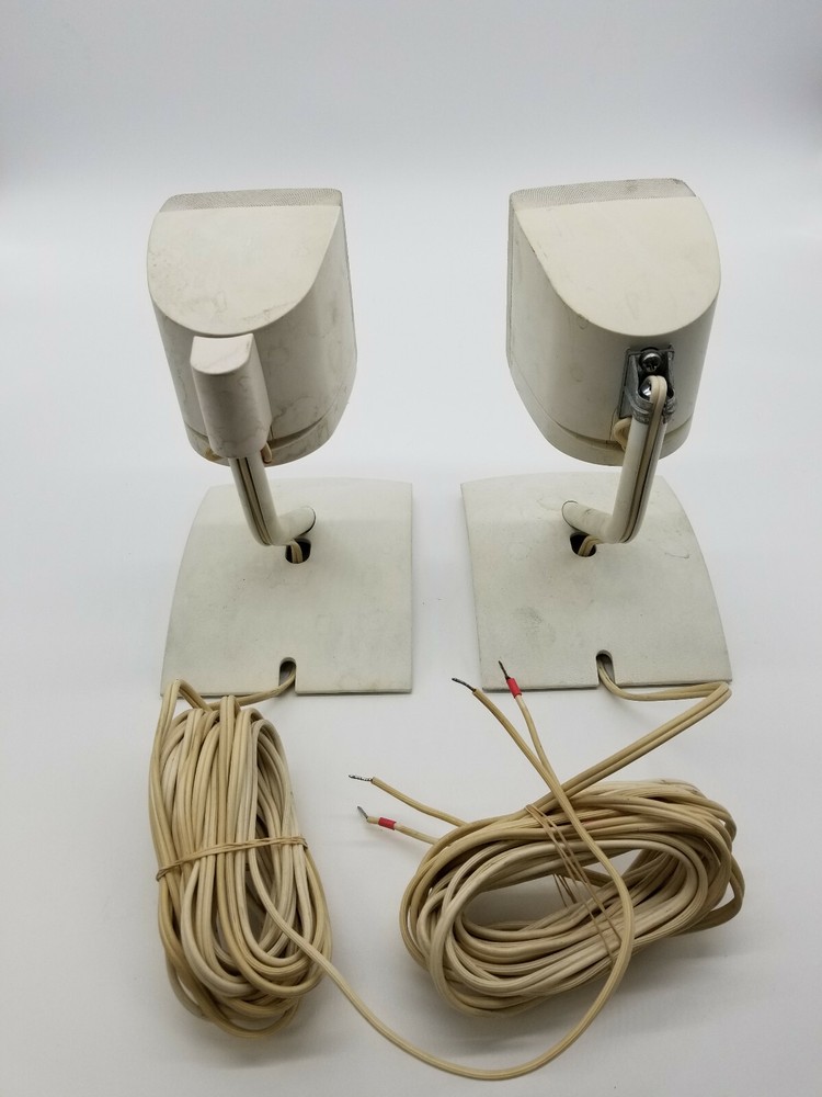 Bose Fresspace 3 Single Cube White Speakers