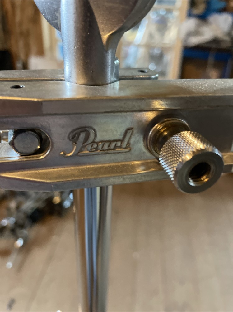 Pearl 32 Chimes, Cow Bell, Bracket Percussion