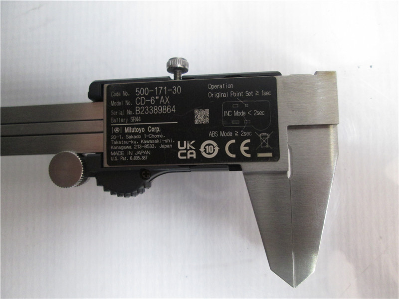 Mitutoyo CD 6 AX Digital Caliper 6 Inch Precision Measuring Tool
