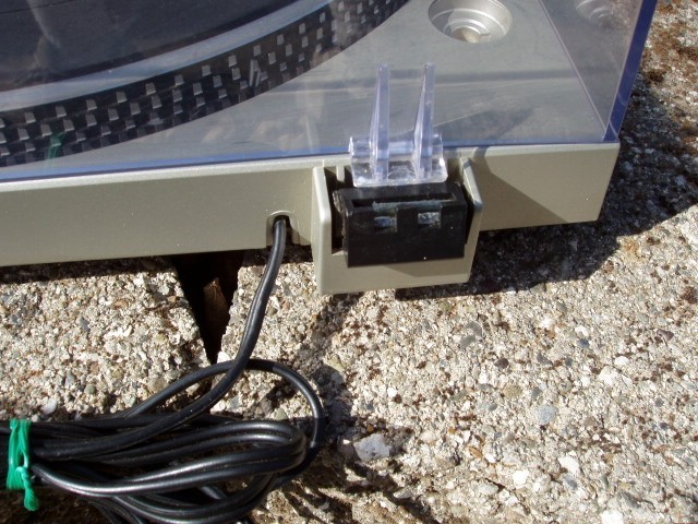TECHNICS SL-D202 SEMI-AUTOMATIC DIRECT DRIVE TURNTABLE + G+ GRADO JAPAN DECENT