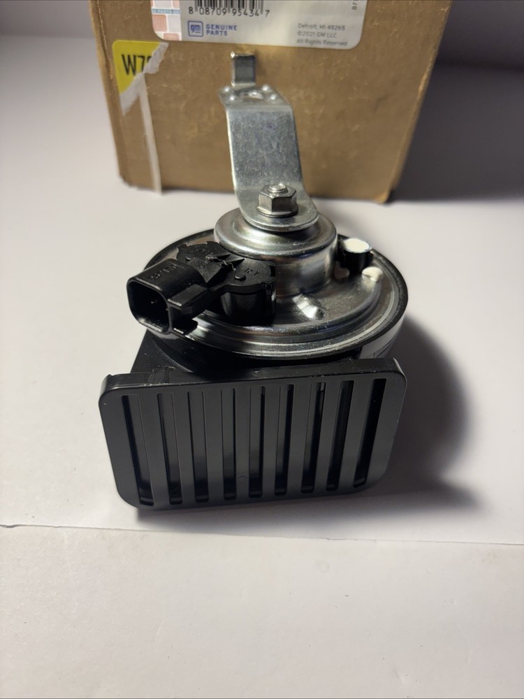 Genuine GM Low Note Horn 94534015