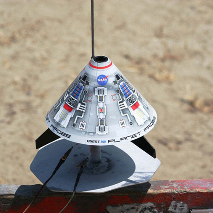 Quest Flying Model Rocket Kit Planet Probe 1022
