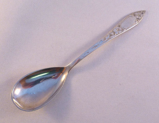 LADY CLAIRE- STIEFF STERLING SUGAR SHELL