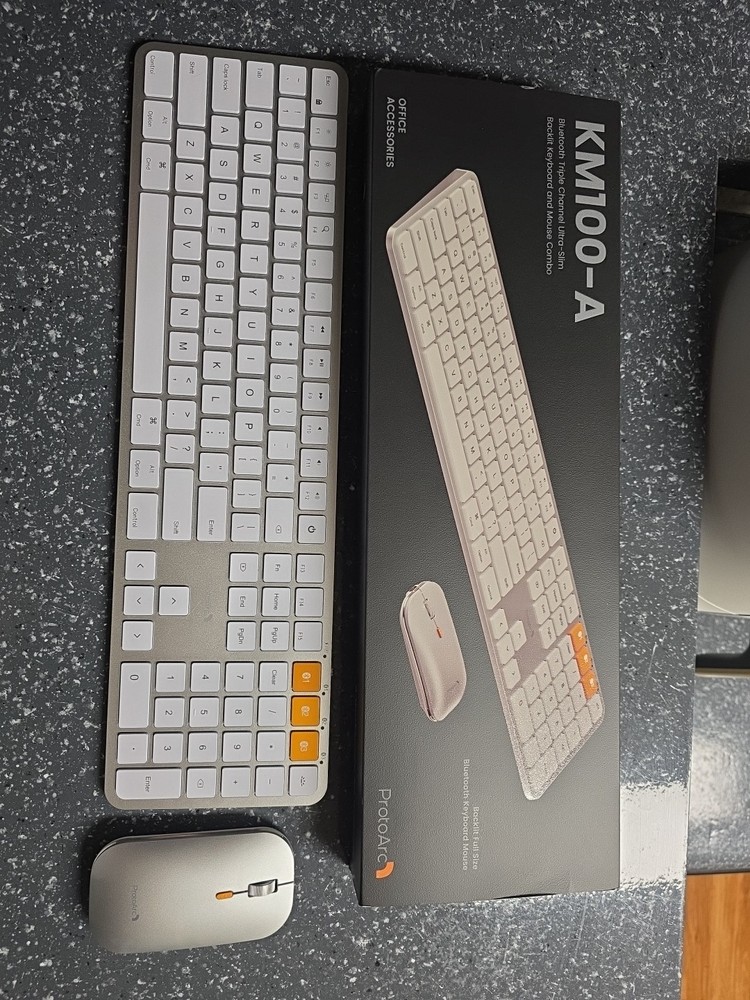Backlit Full Size Bluetooth Wireless Keyboard/Mouse Combo - ProtoArc KM100-A