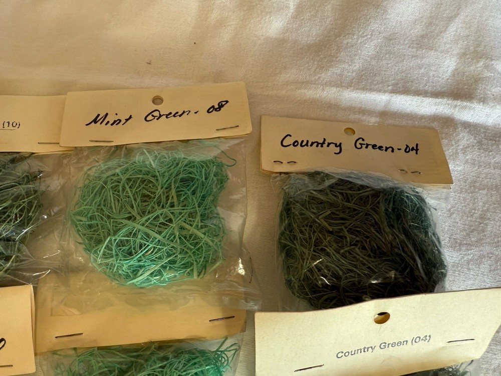 Excelsior For Floral & Craft Projects Green & Red