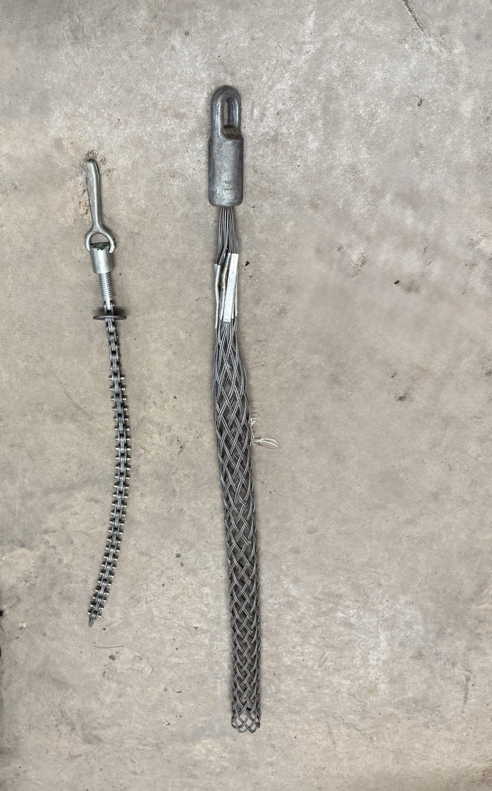 Model #: 2001 - Portable Cable PullerModel #: 2049 - Pipe Adapter Sheave