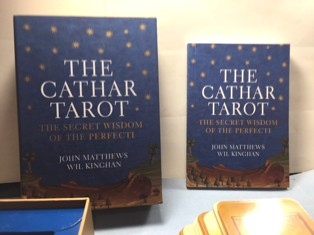 The Cathar Tarot by John Matthews, Wil Kinghan
