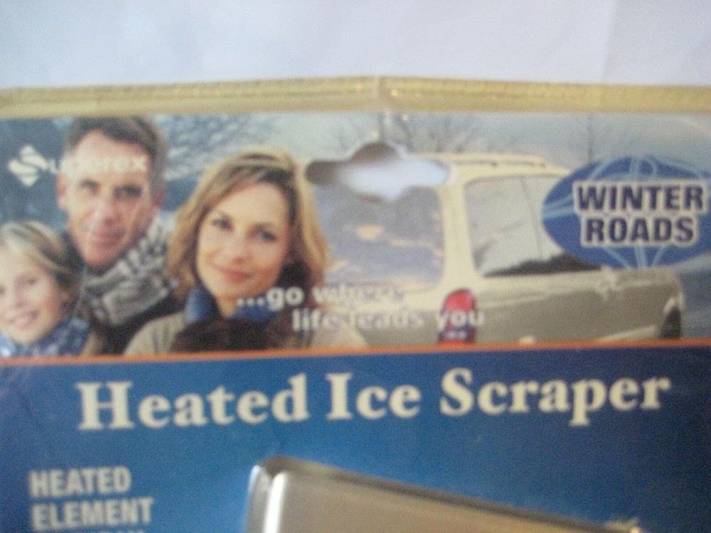 New Superex Winter Roads Heated Ice Scraper Plugs into 12 Volt Socket