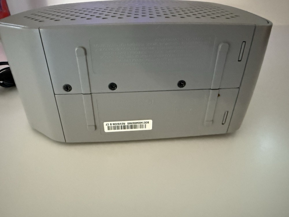 BELKIN Backup Battery Unit Rev B Powers Up