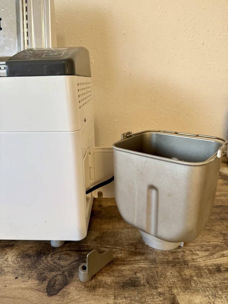 Panasonic Bread Maker Model Number SD-BT55P Tested Working