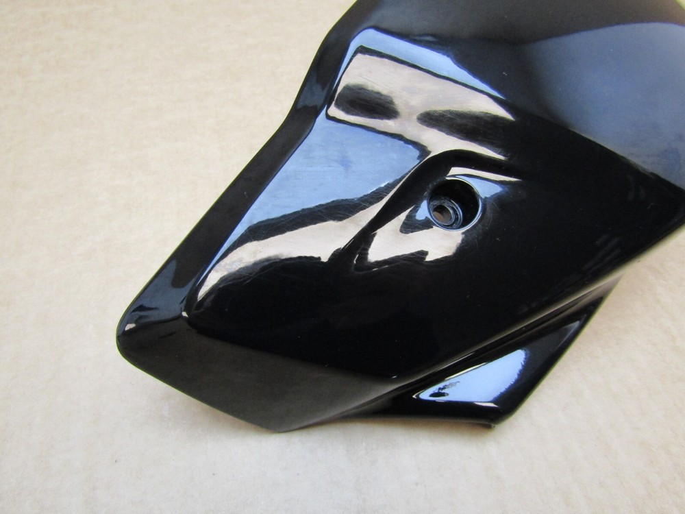 Piaggio 1 2022 fly screen (13479)