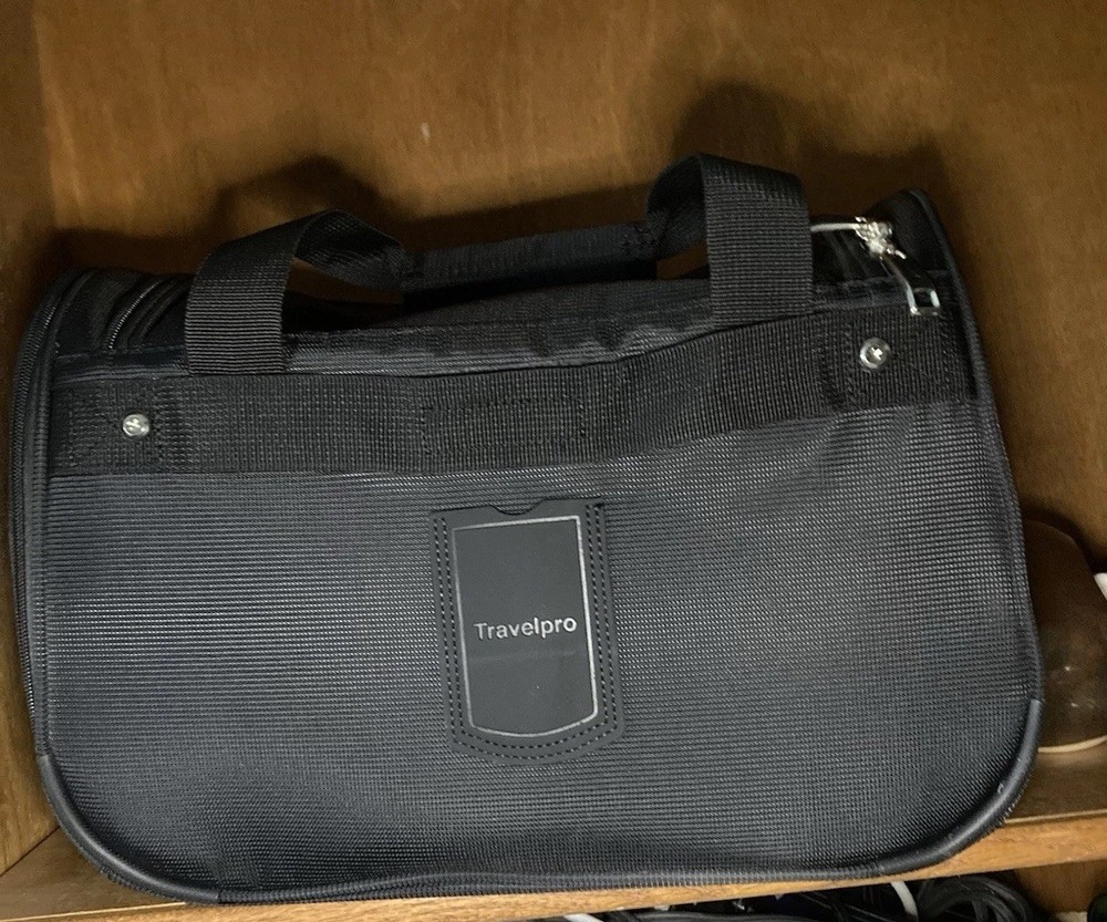 Travelpro Maxlite 5 Softside Overnight Weekender Bag, Black