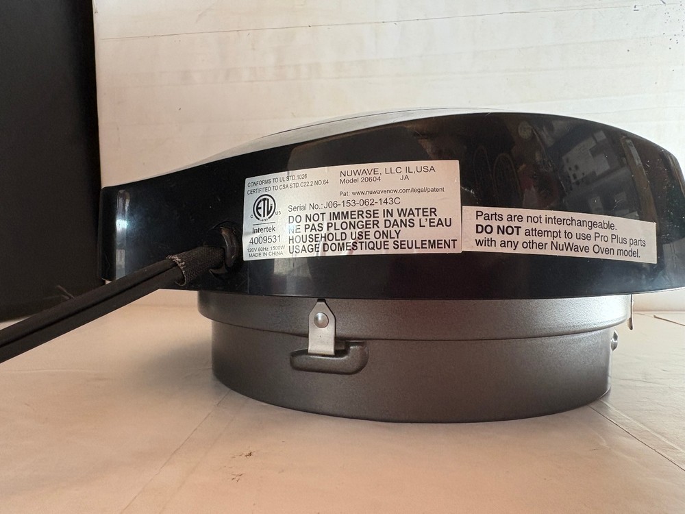 NUWAVE MODEL 20604 Convection Oven- Tested