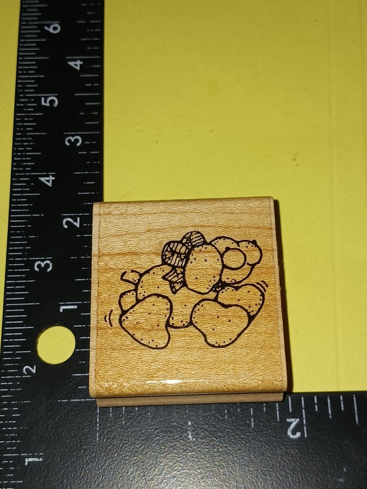 Dotty Dog,dots,country,(B238)