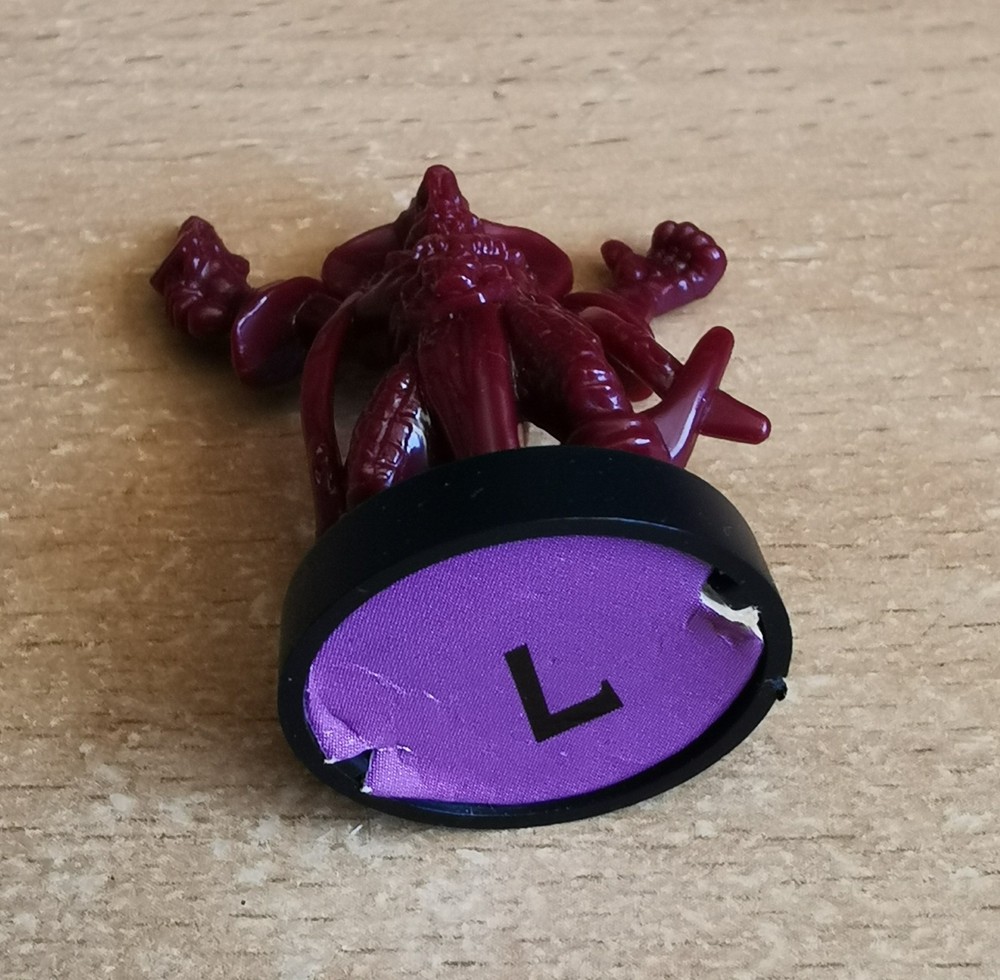 Dark World Game 1 X Korak with stand Waddingtons 1992