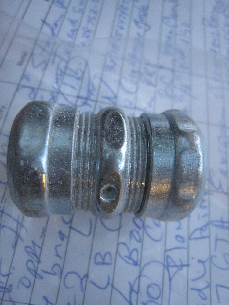 (17)Thomas & Betts Q1 3/4” Straight Conduit Compression Coupler Connector Union