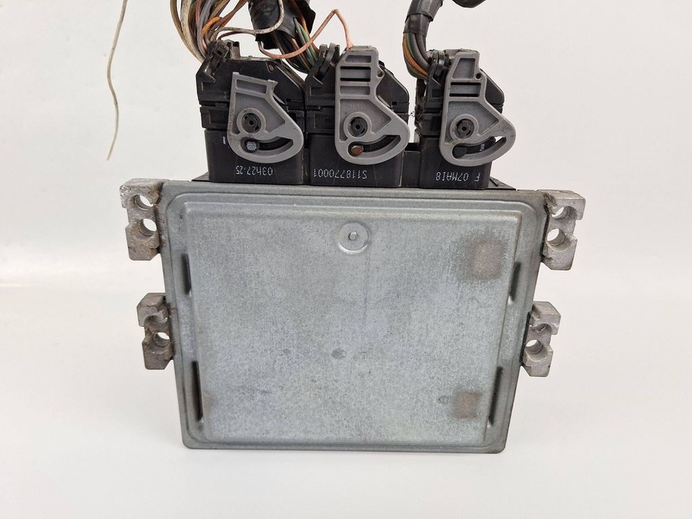 Renault Modus 2005 Engine Control Module 8200847131 BVV525 kW