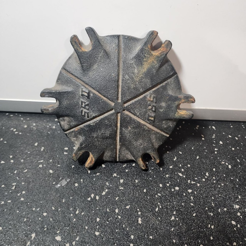 Sensus 1'' Cast Iron Bottom for Sensus SRII SR2 Water Meter Used