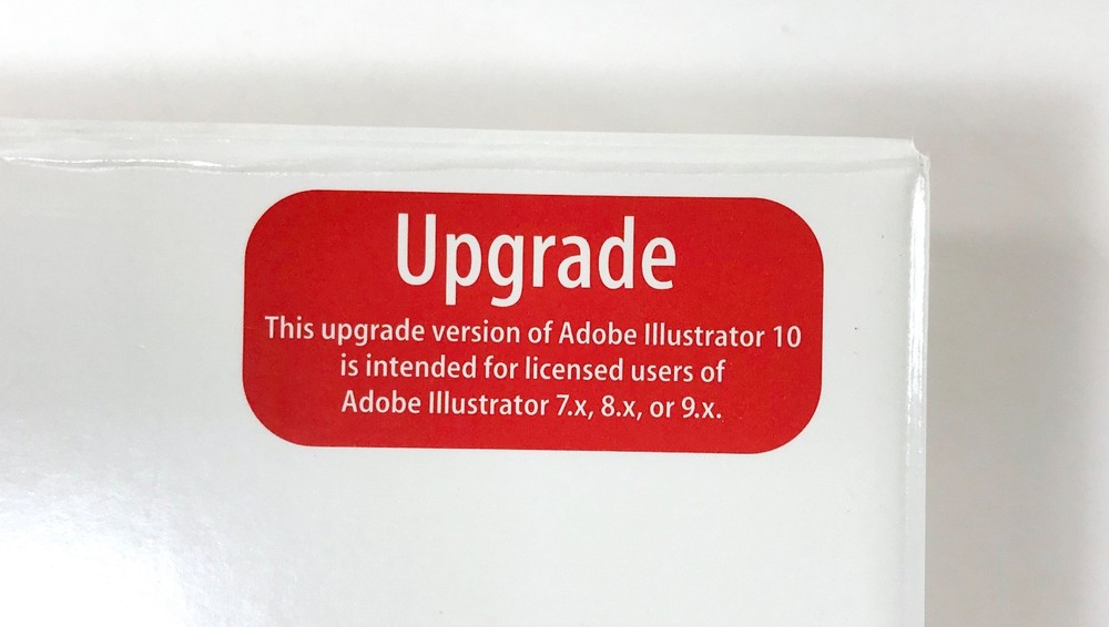 Adobe Illustrator 10 Upgrade Software For Mac • Complete in Box w/Serial Numbers