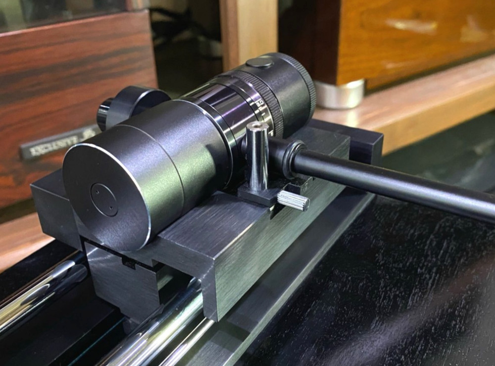 Pioneer PL-L1 Linear Tracking Record Player w/ original headshell Tested AC100V