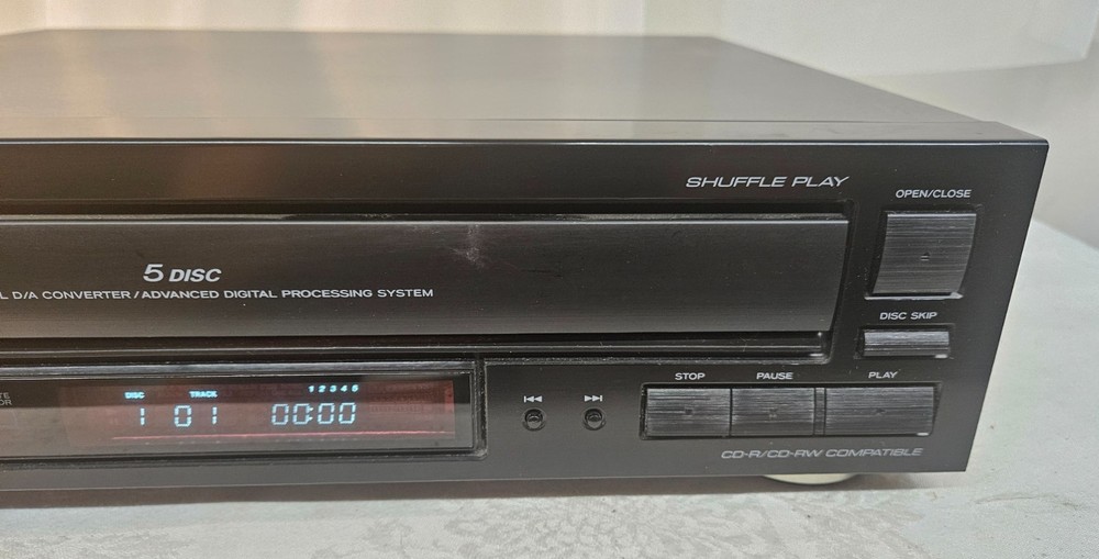 TEAC PD-D2610 5 Disc Carousel CD Player Changer NO Remote WORKING & Nice