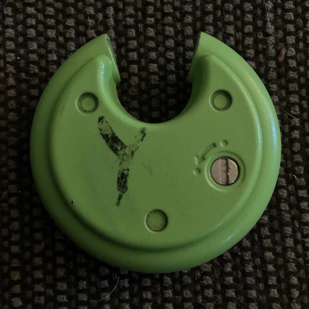 COMBINATION DISC LOCK, USER RESETTABLE, FOUR-DIGIT, HEAVY DUTY LOCK