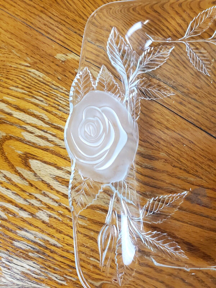 Cristal d'Arques Glass Embossed -Etched Rose Pattern Rectangle Serving Platter