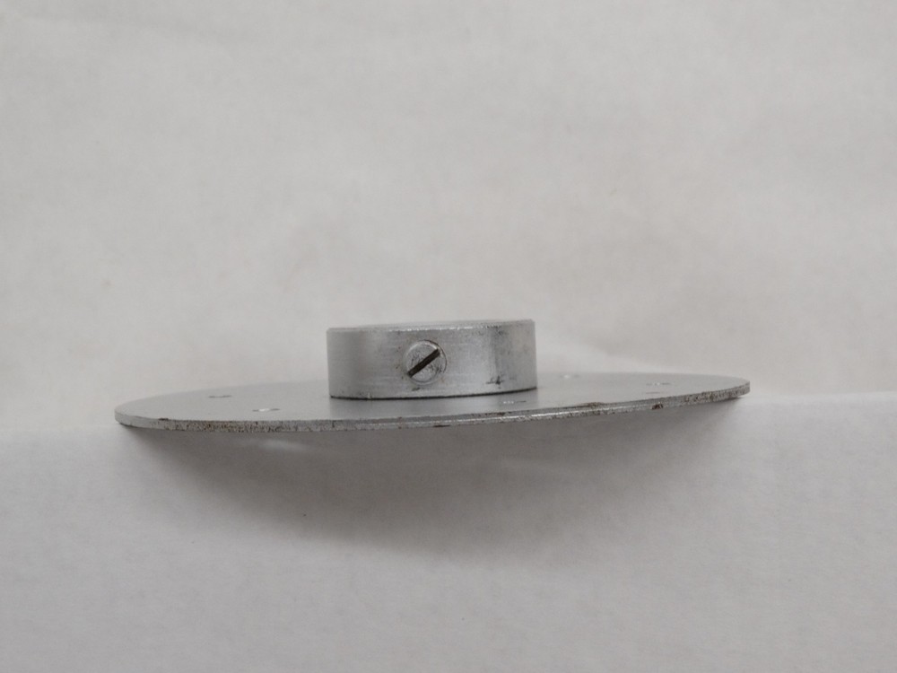 4 3/4" Diameter 1" Smooth Hole with Set Screw Machine Plate