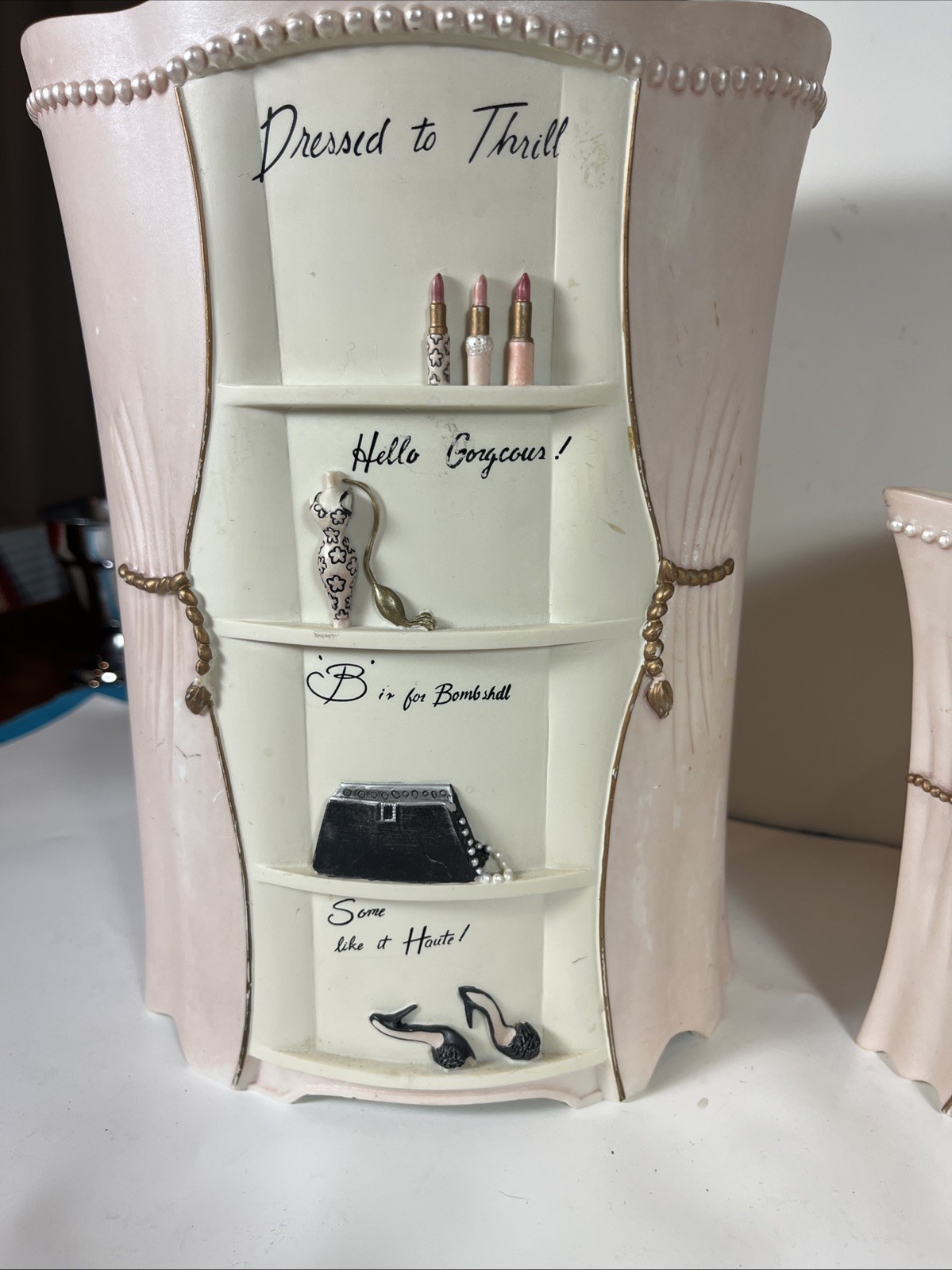 Vintage Accessories Dress To Thrill BedBath&Beyond Rare Tissue Box & Trash Can