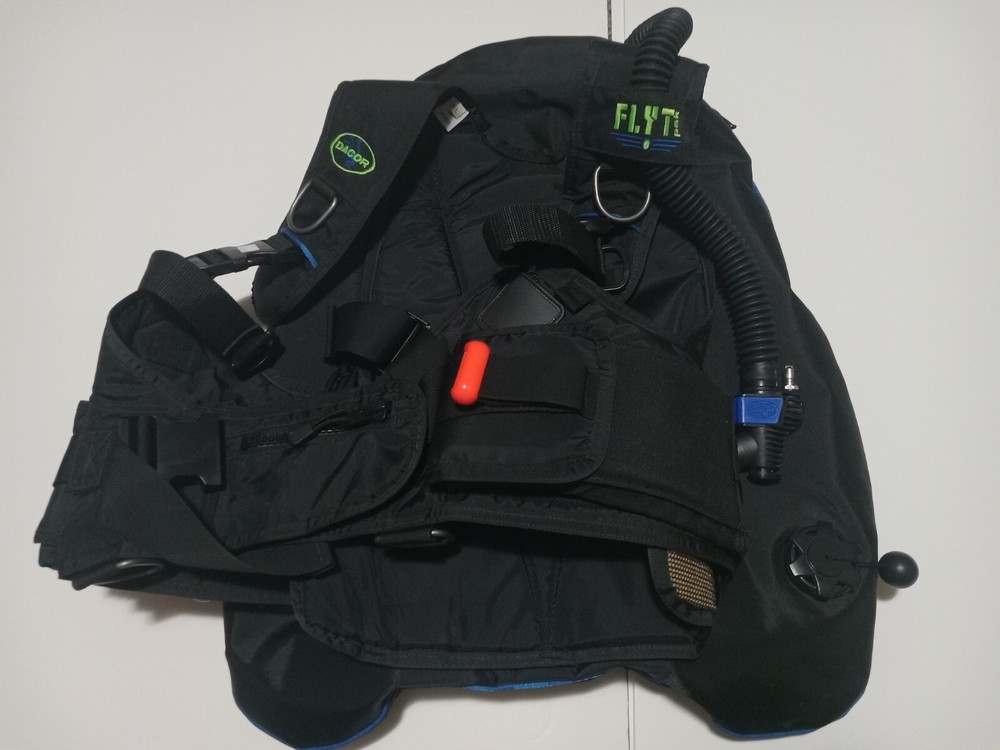 Dacor Flyt pac scuba diving bcd
